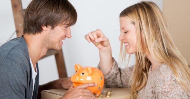 Saving Money In a Moving