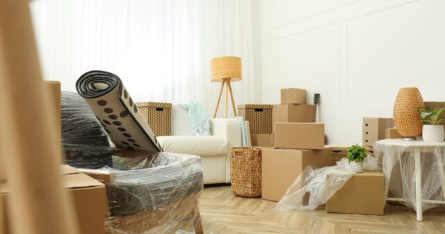 Understanding Movers Hourly Rates in California