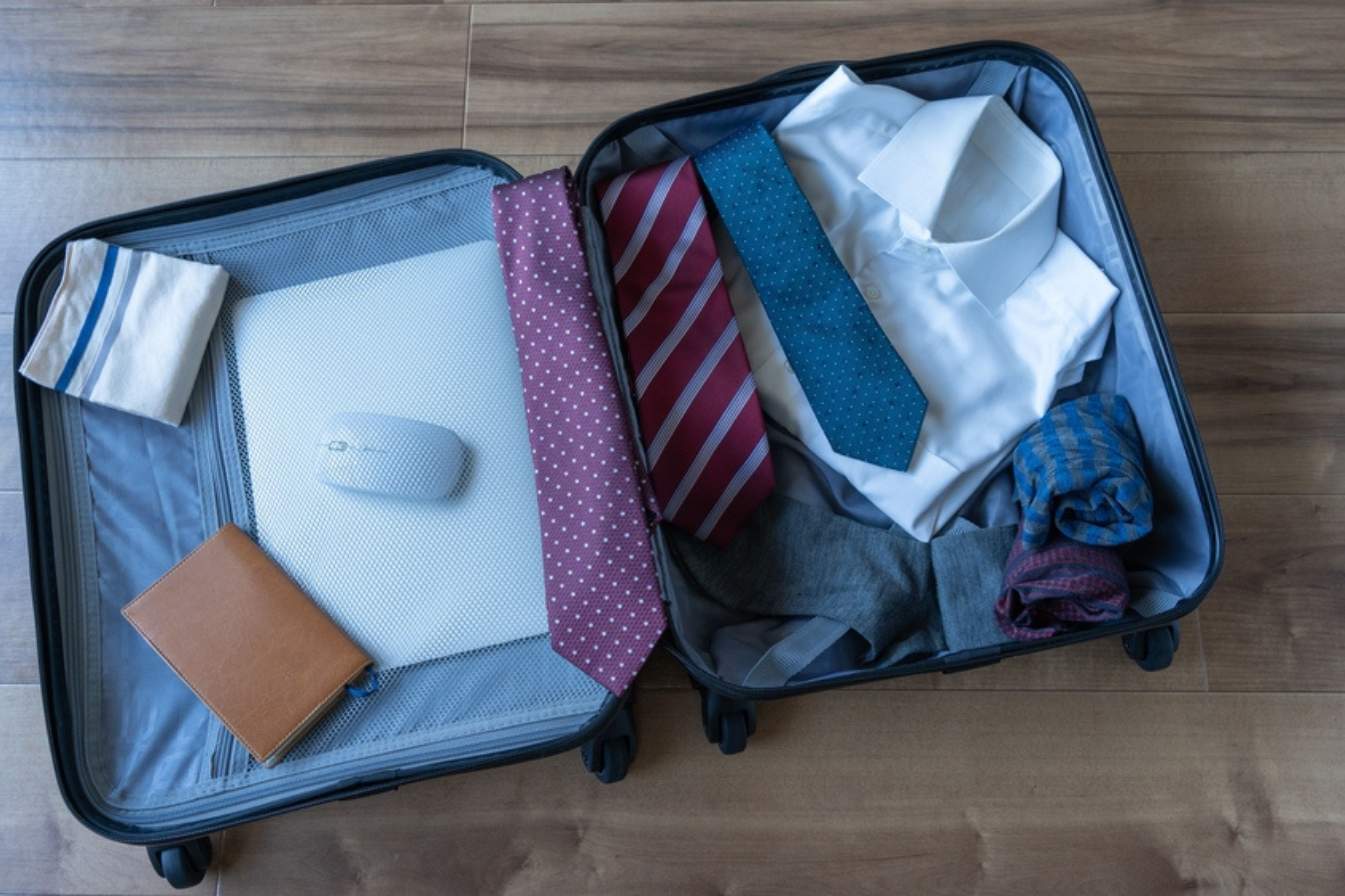 How to Pack a Suit in Your Suitcase